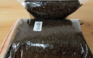 盆栽养花土肥料放多少