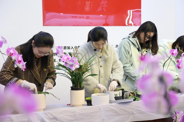 江苏盆栽花制作培训班-第1张图片-吾爱花网 江苏盆栽花制作培训班-第1张图片-吾爱花网